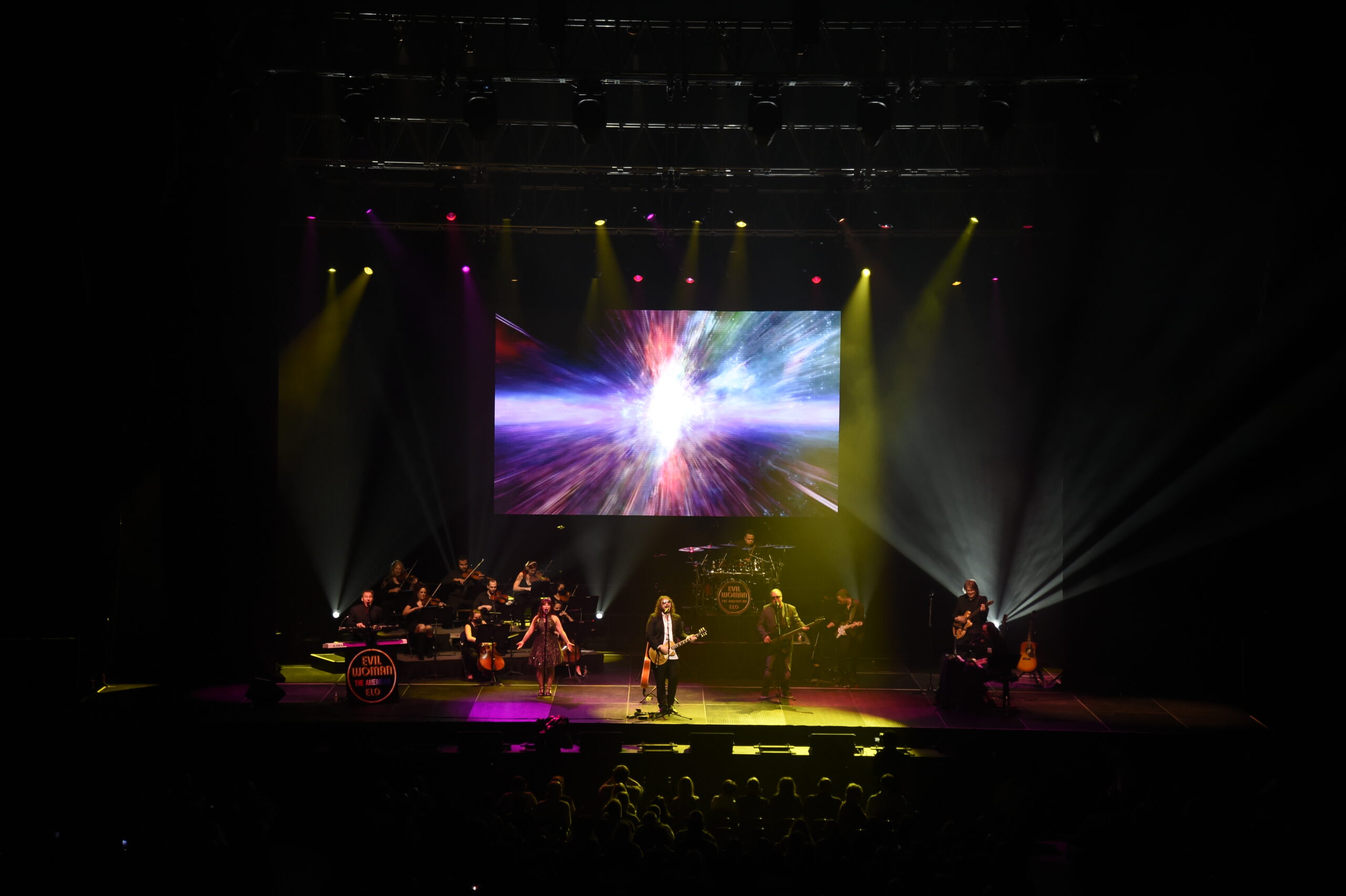 THE ELECTRIC LIGHT ORCHESTRA EXPERIENCE featuring EVIL WOMAN the